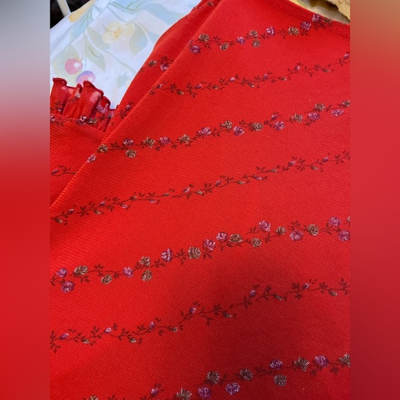 Vintage Red Floral Mini Dress - Picture 3 of 4